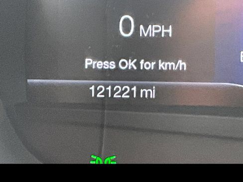 Used 2020 Ford Fusion SEL FWD image 17