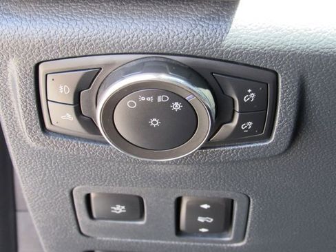 Used 2022 Ford F250 Lariat w/ Lariat Ultimate Package AWD/4WD image 34