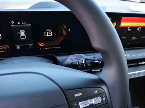 New 2025 Kia K4 LXS image 33