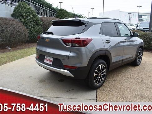 New 2026 Chevrolet TrailBlazer LT w/ Convenience Package FWD image 11