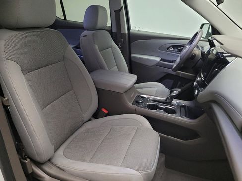 Used 2021 Chevrolet Traverse LT FWD image 21