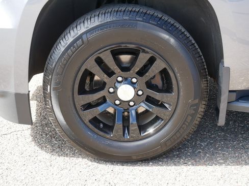 Used 2018 Chevrolet Tahoe LS w/ Max Trailering Package AWD/4WD image 15