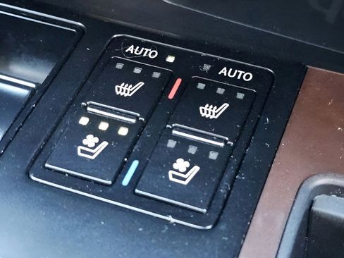 Used 2022 Lexus RX 450h AWD w/ Premium Package image 14