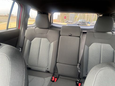 New 2026 Jeep Cherokee Laredo AWD/4WD image 25