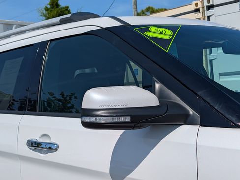 Used 2013 Ford Explorer Limited FWD image 10