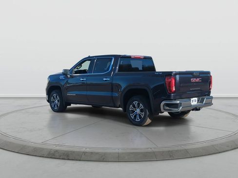 New 2026 GMC Sierra 1500 SLT AWD/4WD image 6