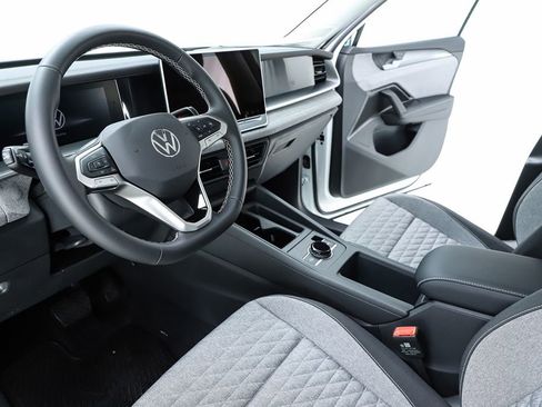 New 2026 Volkswagen Tiguan S image 56