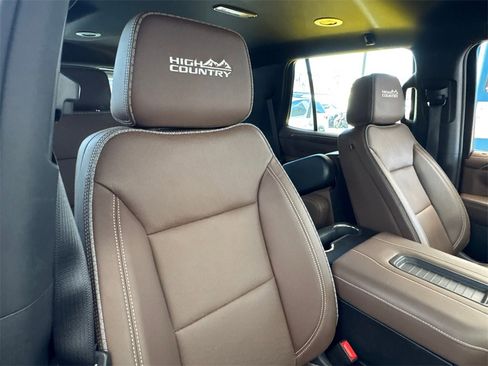 Used 2023 Chevrolet Tahoe High Country image 4