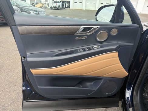 Used 2022 Genesis GV80 2.5T w/ Prestige Package 04 image 10