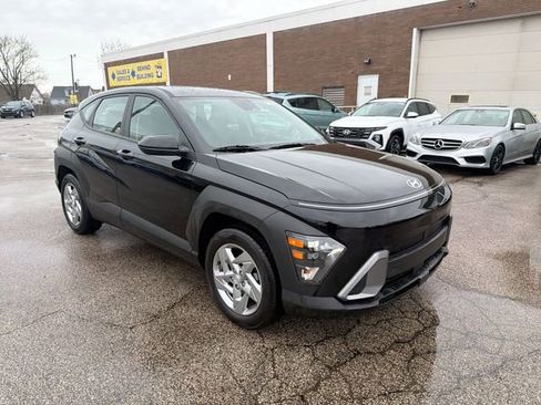 Used 2024 Hyundai Kona SE FWD image 11