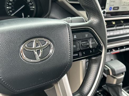 Used 2024 Toyota Tundra SR5 w/ SR5 Convenience Package AWD/4WD image 28