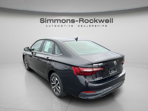 Used 2024 Volkswagen Jetta S FWD image 4