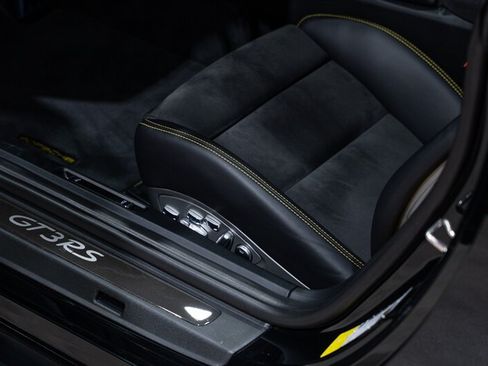 Used 2019 Porsche 911 GT3 RS RWD image 25