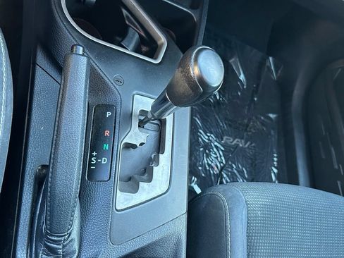 Used 2016 Toyota RAV4 XLE FWD image 19