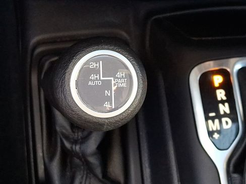 Used 2023 Jeep Wrangler Unlimited w/ Cold Weather Group AWD/4WD image 28