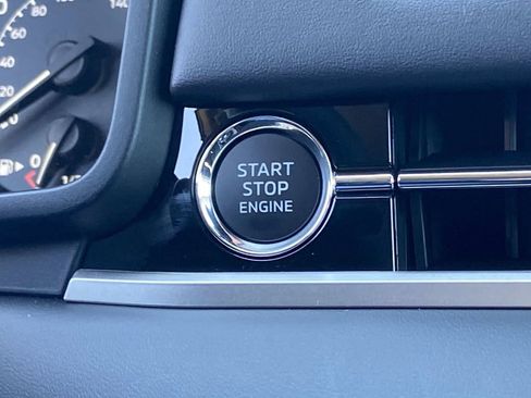 New 2026 Mitsubishi Outlander AWD image 13