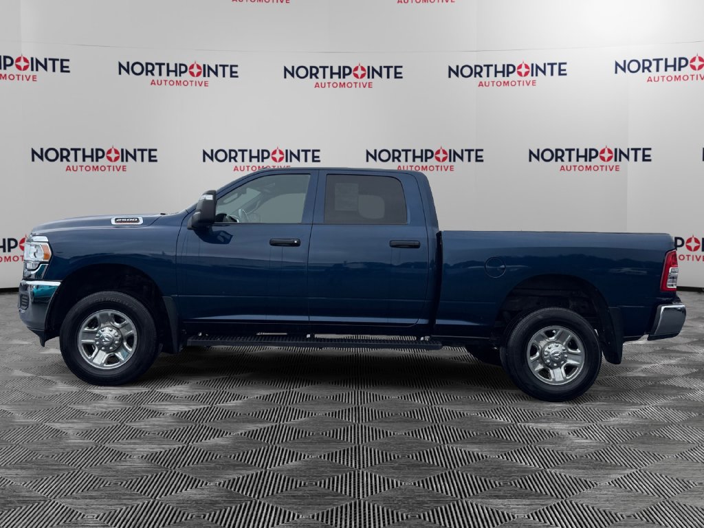 Used 2024 RAM 2500 Tradesman w/ Chrome Appearance Group AWD/4WD image 3