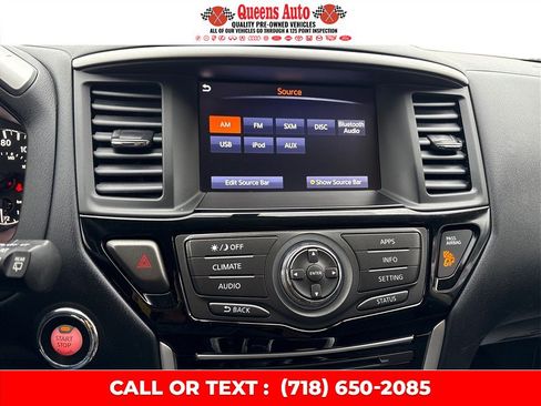 Used 2019 Nissan Pathfinder S AWD/4WD image 34