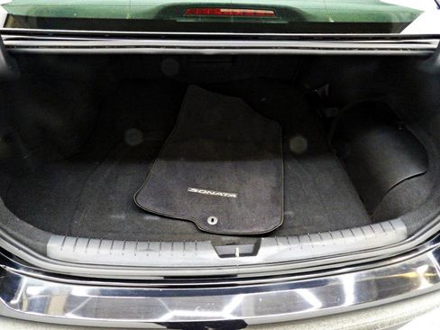 Used 2016 Hyundai Sonata SE image 13