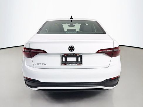 Used 2023 Volkswagen Jetta Sport FWD image 6