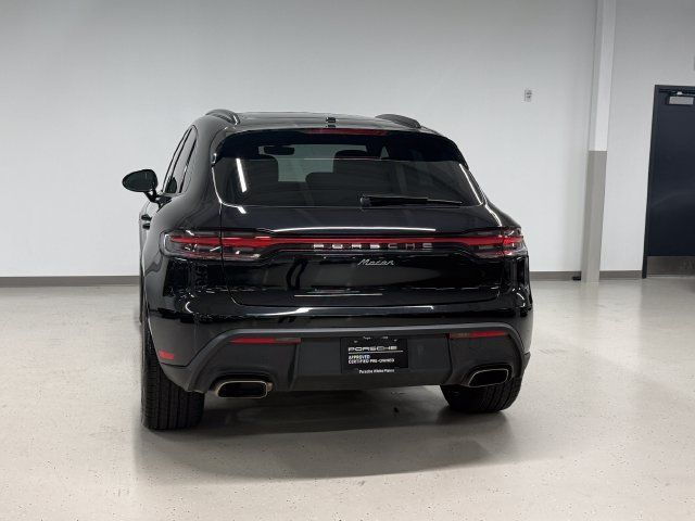 Certified 2026 Porsche Macan AWD/4WD image 3