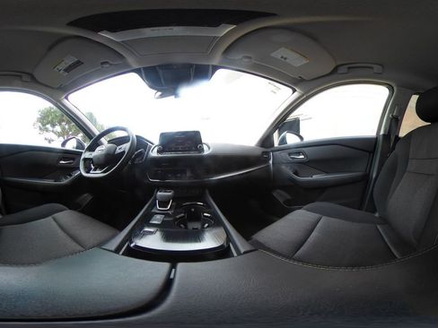 Used 2025 Nissan Rogue SV FWD image 44