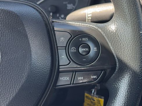 Used 2024 Toyota Corolla LE FWD image 22