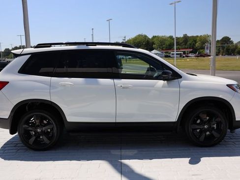 Used 2021 Honda Passport Elite image 6