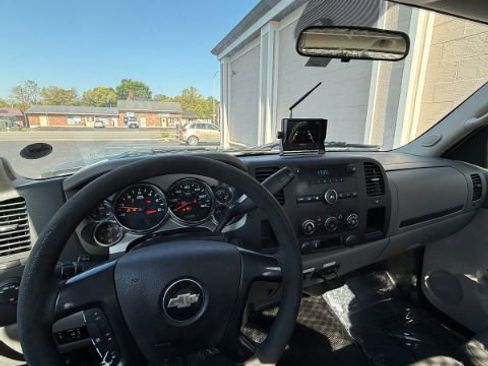 Used 2012 Chevrolet Silverado 3500 W/T image 10