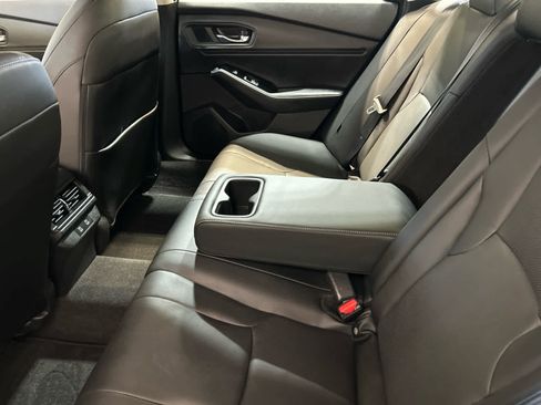 Used 2023 Honda Accord Touring image 9