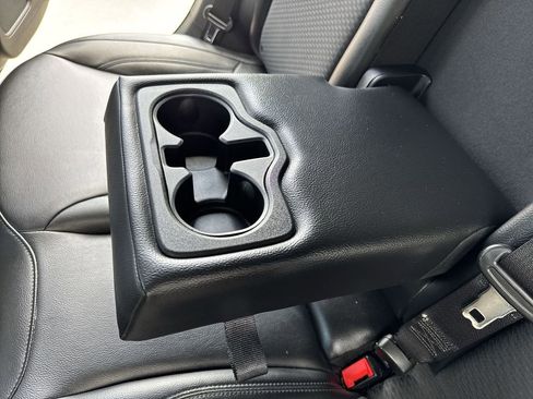 Used 2023 Jeep Compass Latitude w/ Sun and Sound Group image 39