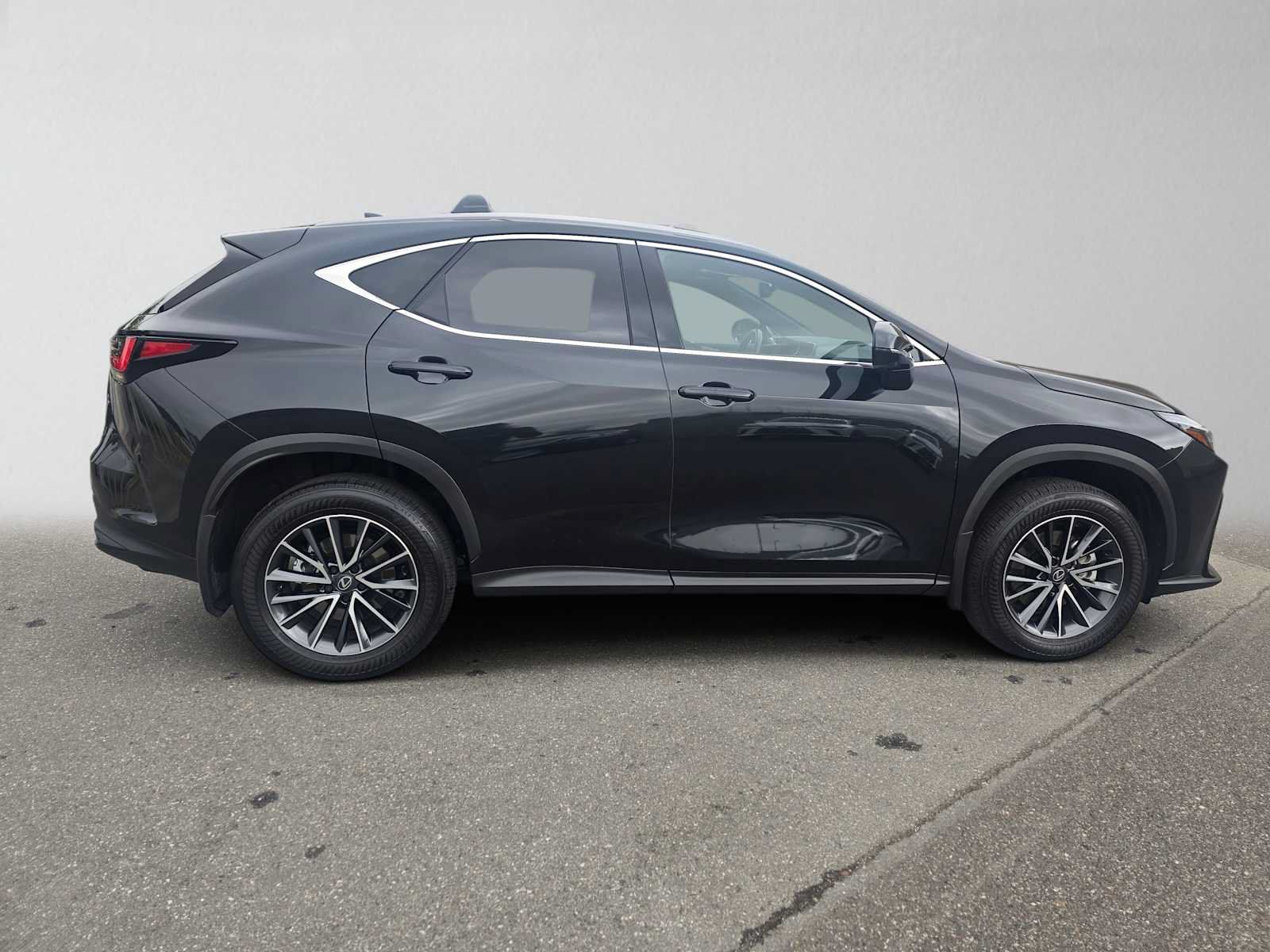 Certified 2026 Lexus NX 350h AWD w/ Accessory Package (2T) image 2