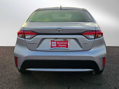 Used 2020 Toyota Corolla LE image 5