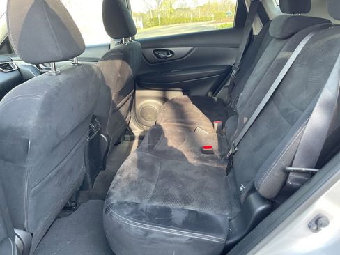 Used 2016 Nissan Rogue S image 21