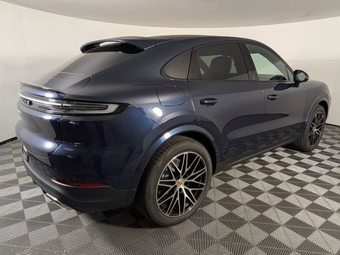 New 2026 Porsche Cayenne Coupe AWD/4WD image 7
