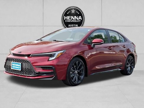 Used 2025 Toyota Corolla SE FWD image 5