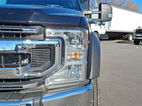 Used 2021 Ford F550 4x4 SuperCab Super Duty image 9