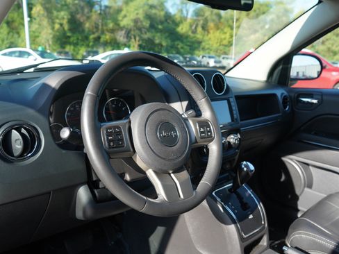 Used 2012 Jeep Compass Limited w/ Sun/Sound Group AWD/4WD image 23