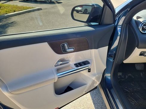 Used 2021 Mercedes-Benz GLA 250 image 18