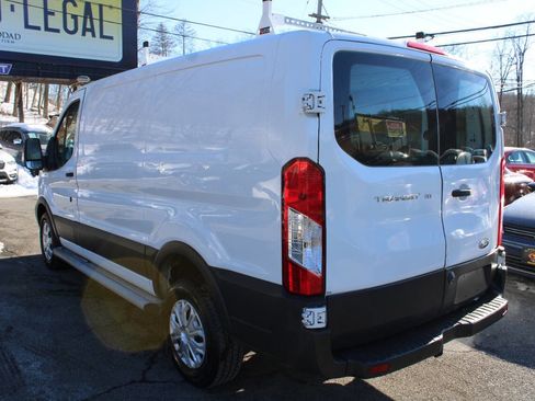 Used 2016 Ford Transit 250 130 Low Roof w/ Exterior Upgrade Package image 10