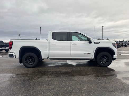 Used 2023 GMC Sierra 1500 AT4X image 8