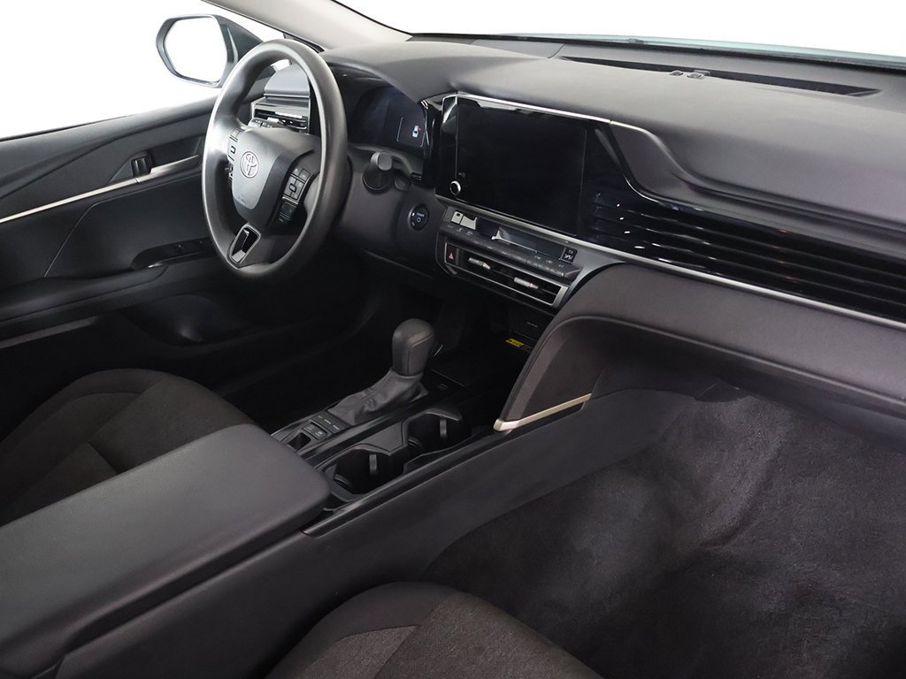 Used 2025 Toyota Camry LE FWD image 26