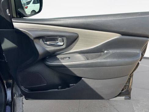 Used 2017 Nissan Murano SV w/ Premium Package image 25