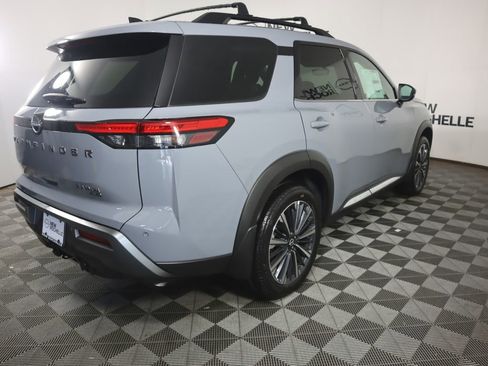 New 2026 Nissan Pathfinder Platinum AWD/4WD image 7