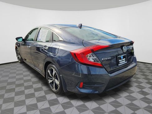 Used 2016 Honda Civic Touring image 3