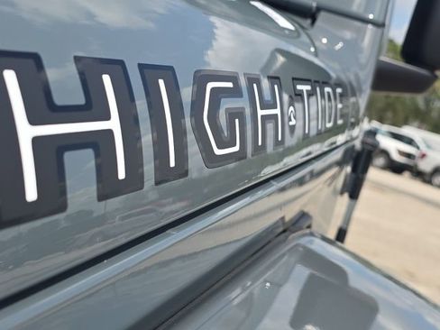 Used 2025 Jeep Gladiator Sport image 9