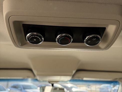 Used 2017 Dodge Journey SXT w/ Safe & Sound Group image 22