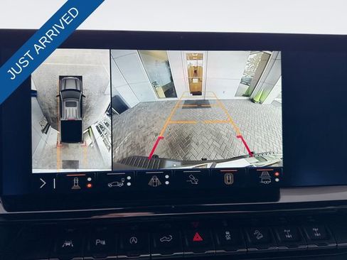 Used 2024 Chevrolet Silverado 1500 ZR2 w/ ZR2 Bison Edition image 17