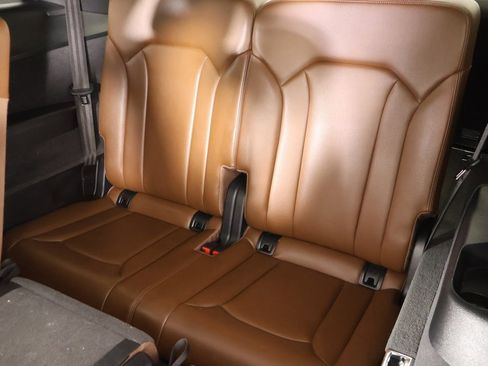 Used 2019 Audi Q7 3.0T Premium Plus image 13