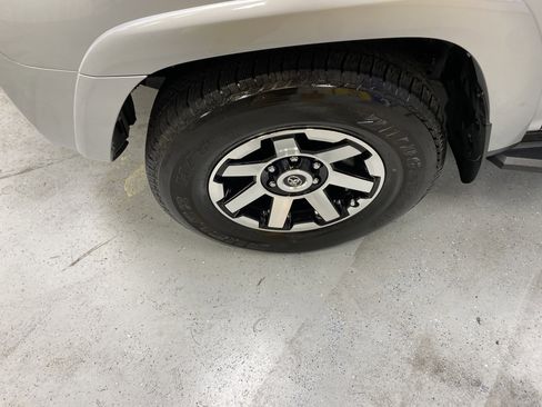 Used 2023 Toyota 4Runner TRD Off-Road Premium image 11